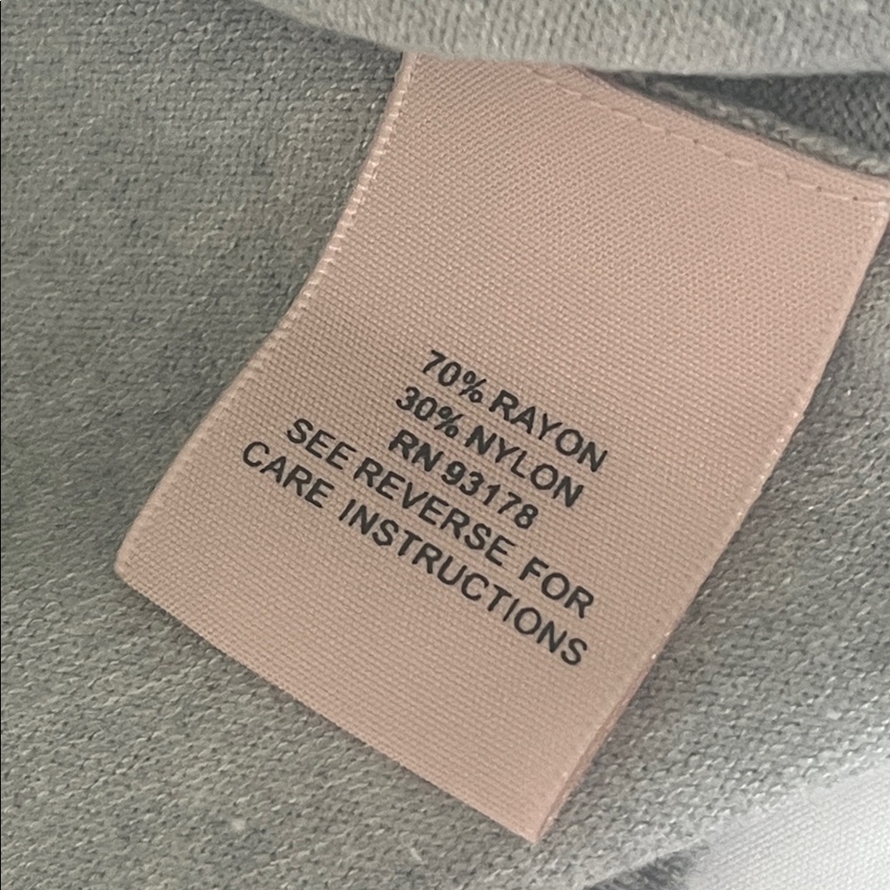 Philosophy Toggle Button Cardigan in Heather gray… - image 5